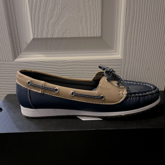 Chili Pepper Sandals - Picture 4 of 4